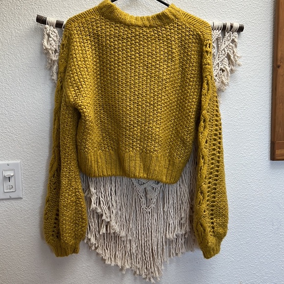 Urban outfitters cropped balloon sleeve sweater. Mustard color. - Picture 4 of 4